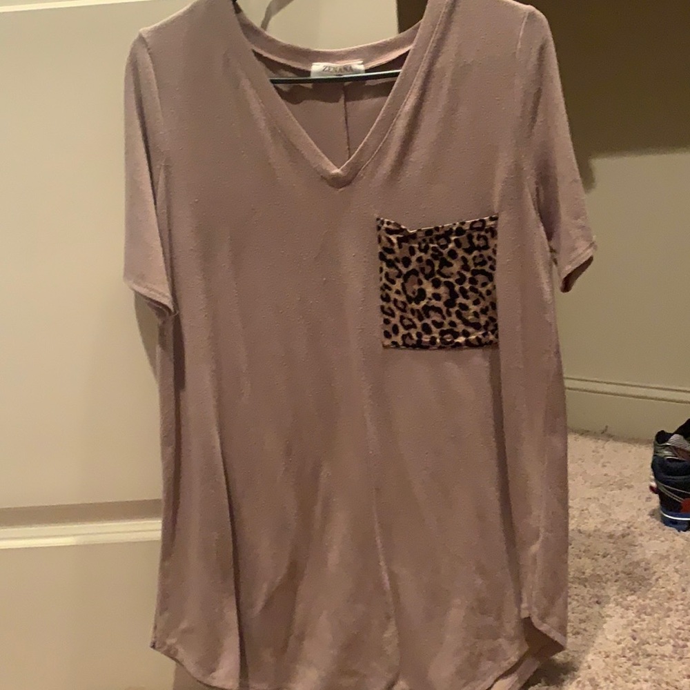 V neck t shirt
